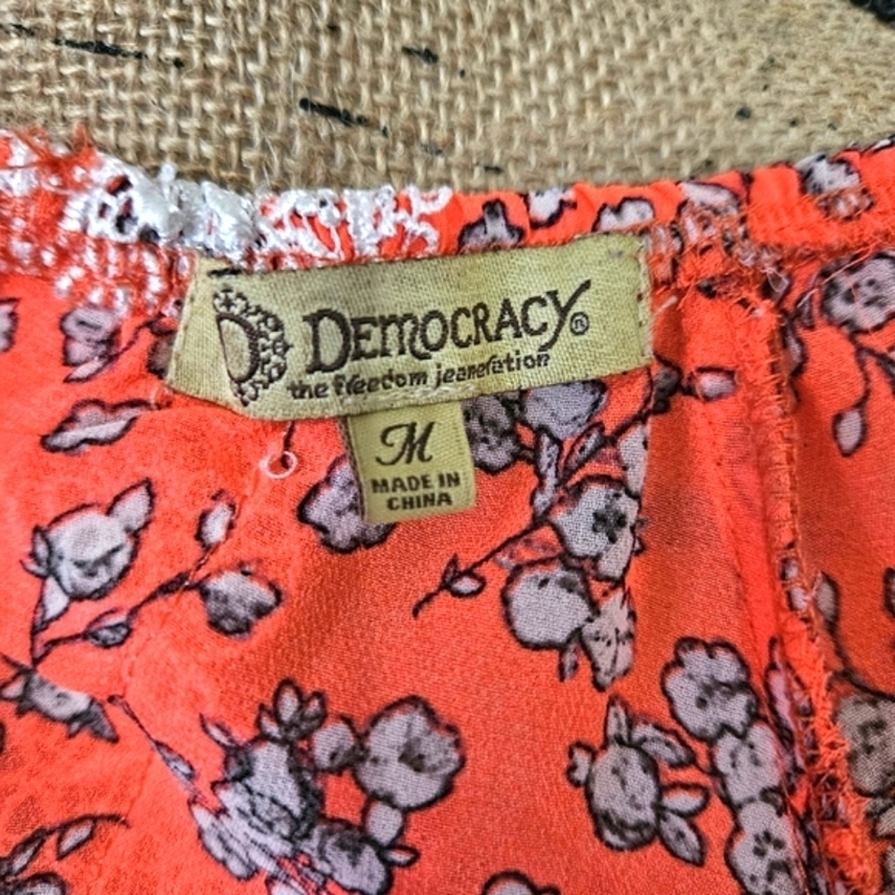 Democracy Boho Sheer Coral Lace Trimmed Blouse Size M - Picture 8 of 10